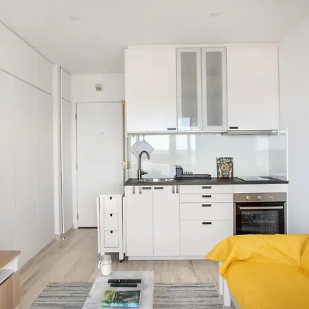 Altido Lovely Flat With Balcony And Sea View Apartamento *